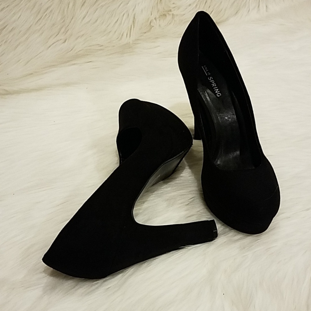 Call it Spring Black Suede Heels Sz 8